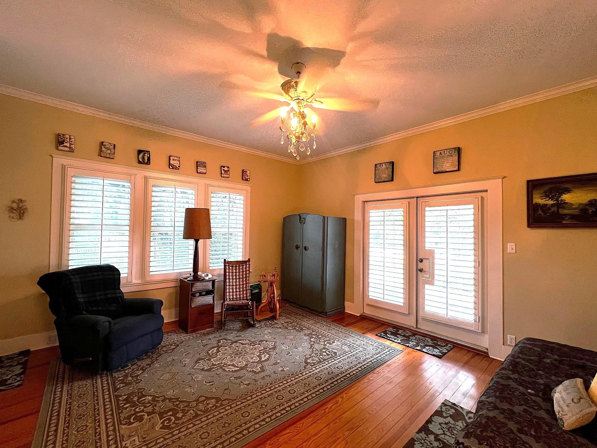504 South Franklin, La Grange, TX 78945