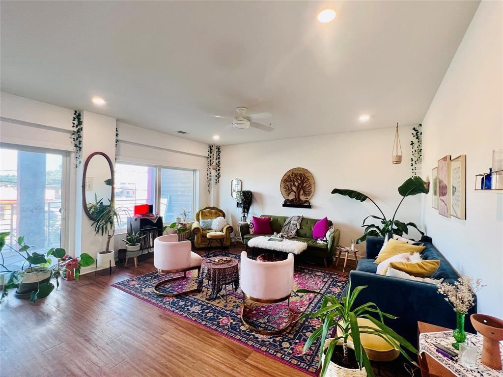 4361 S Congress Ave # 206, Austin, TX 78745