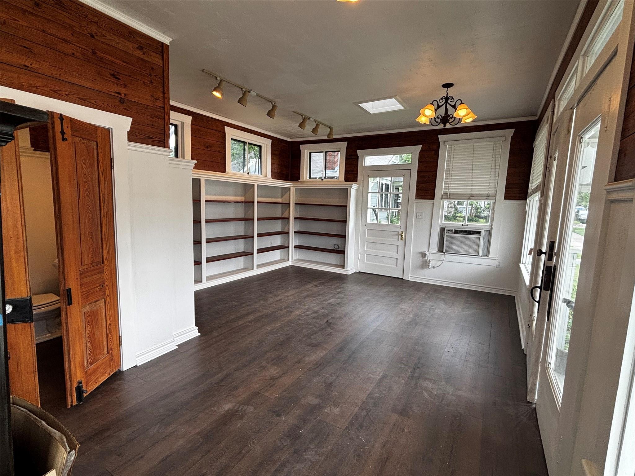 408 W 40th St, Austin, TX 78751