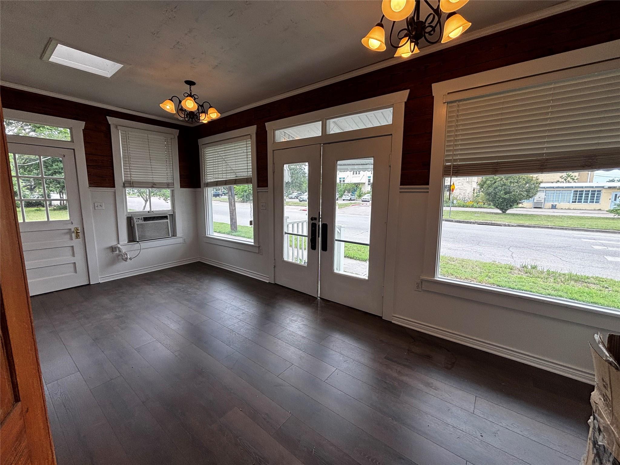 408 W 40th St, Austin, TX 78751