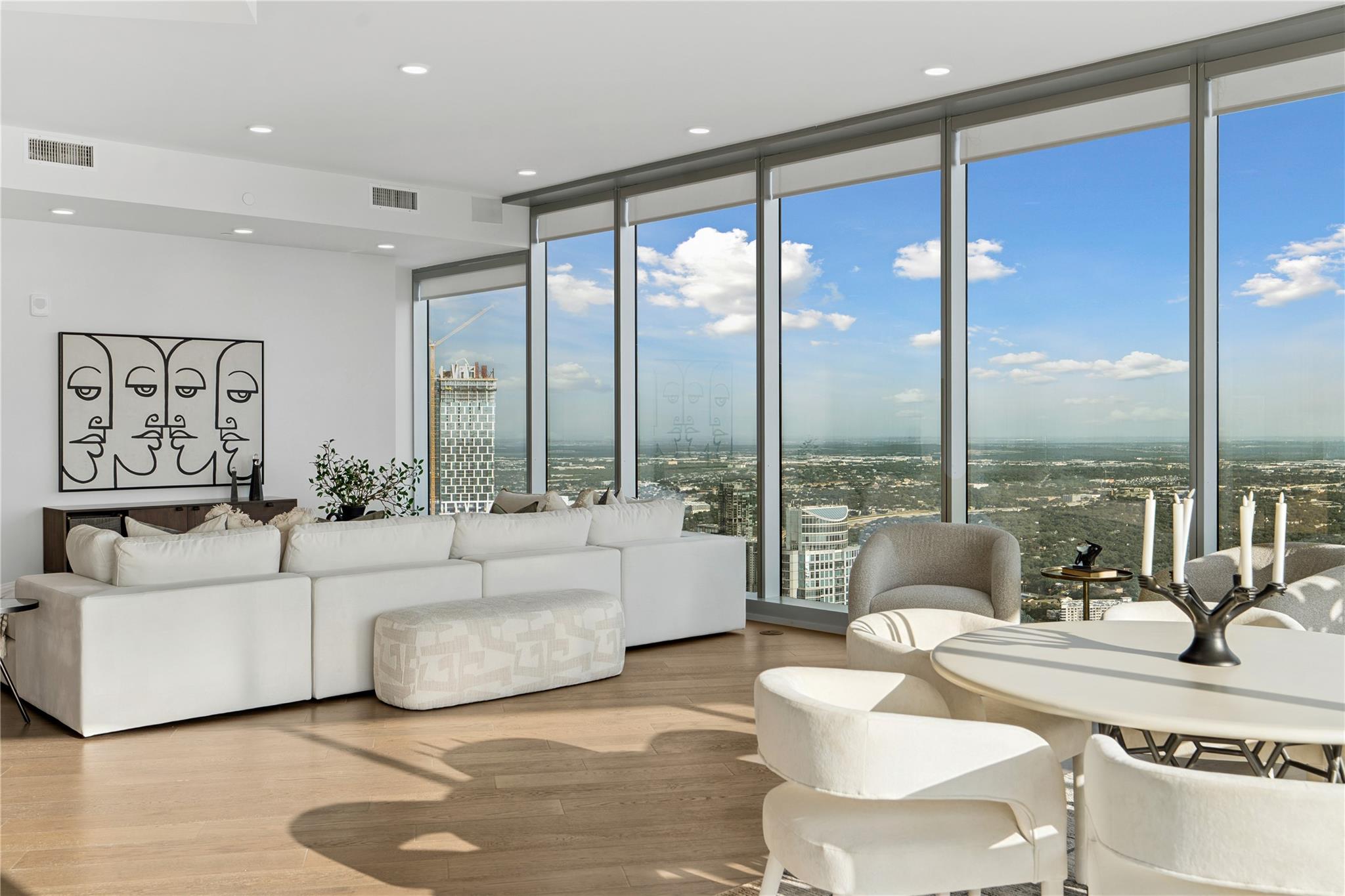 600 Guadalupe St # 6306, Austin, TX 78701