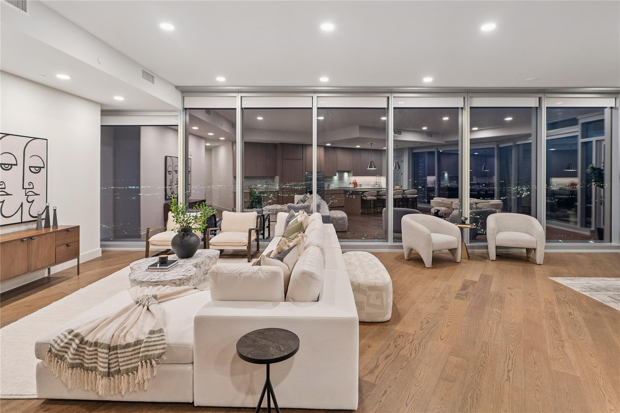 600 Guadalupe St # 6306, Austin, TX 78701