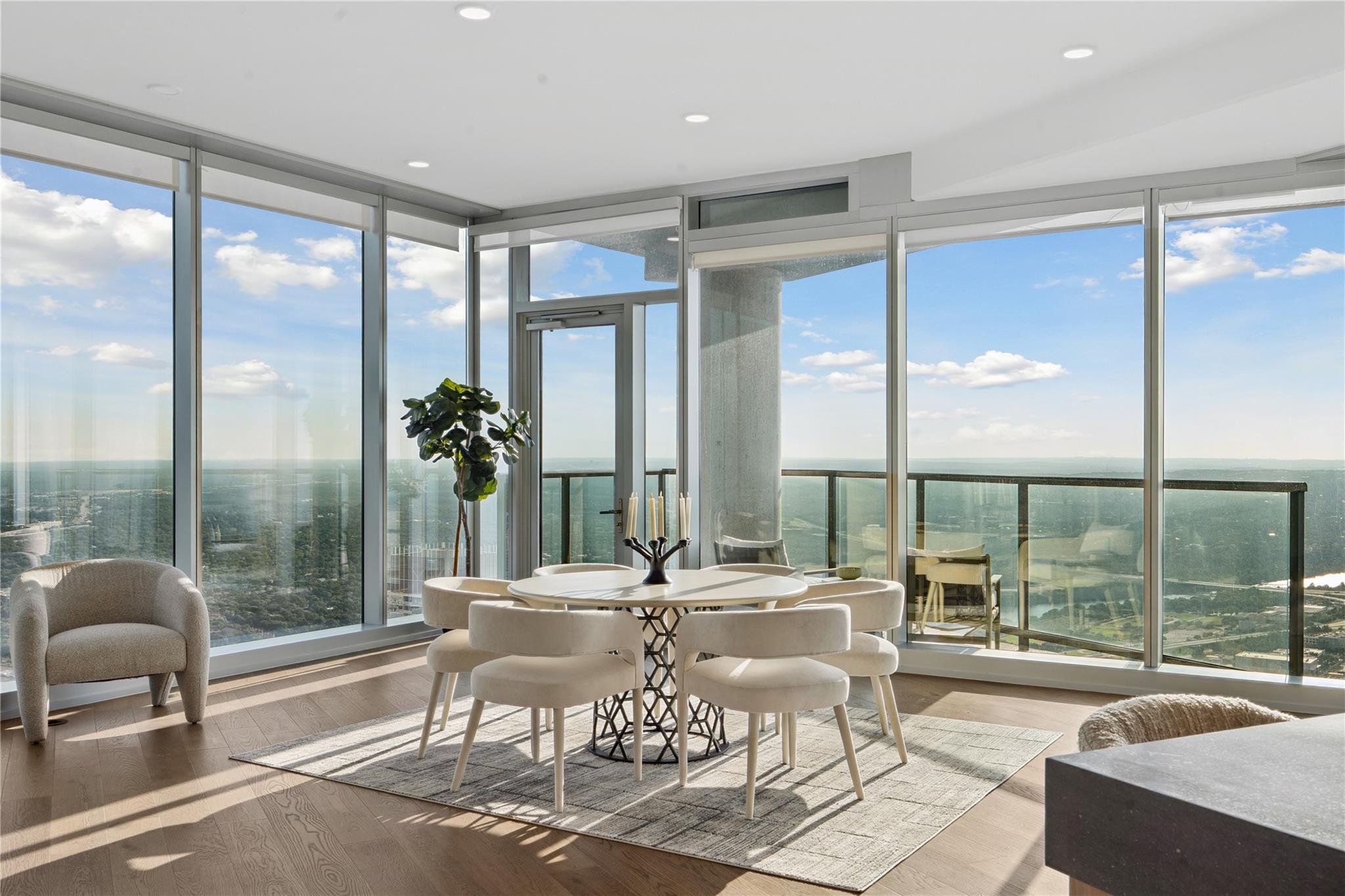 600 Guadalupe St # 6306, Austin, TX 78701