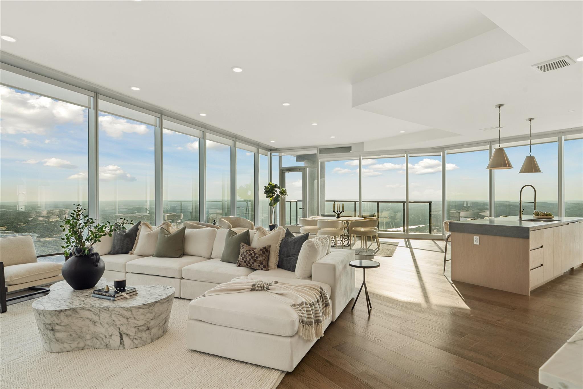 600 Guadalupe St # 6306, Austin, TX 78701