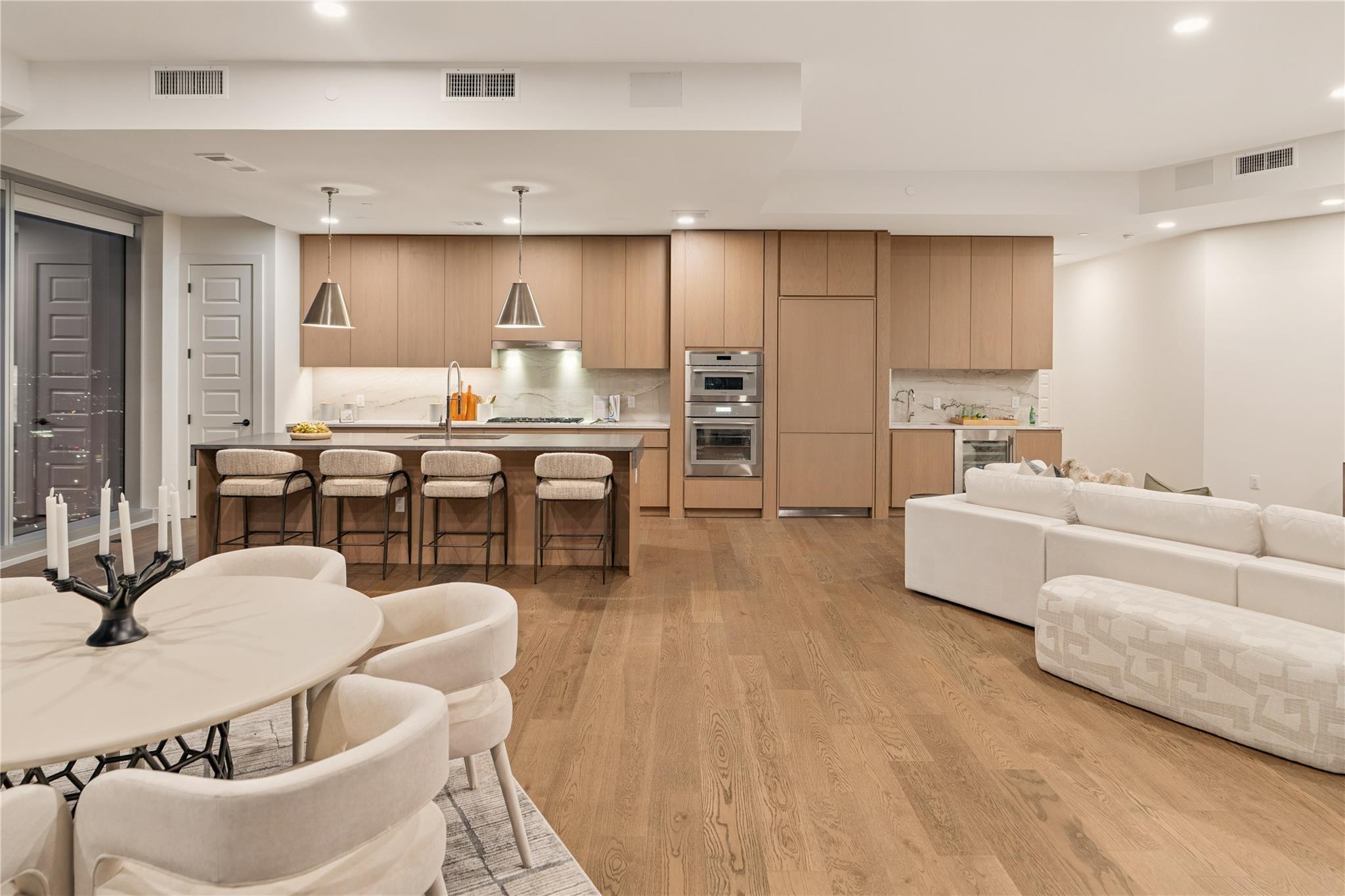 600 Guadalupe St # 6306, Austin, TX 78701