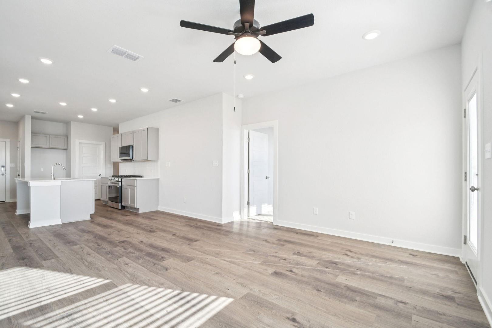 13504 Desert Orchid Dr, Buda, TX 78610