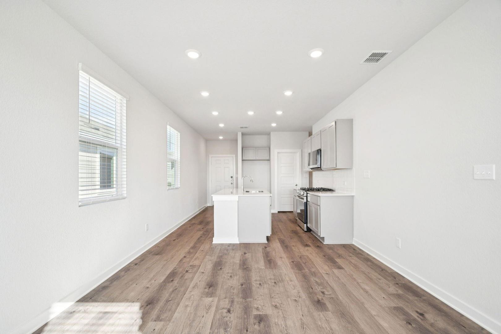 13504 Desert Orchid Dr, Buda, TX 78610