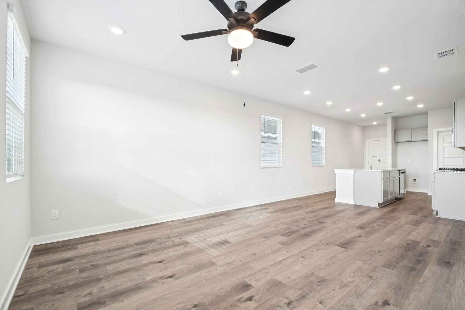 13504 Desert Orchid Dr, Buda, TX 78610