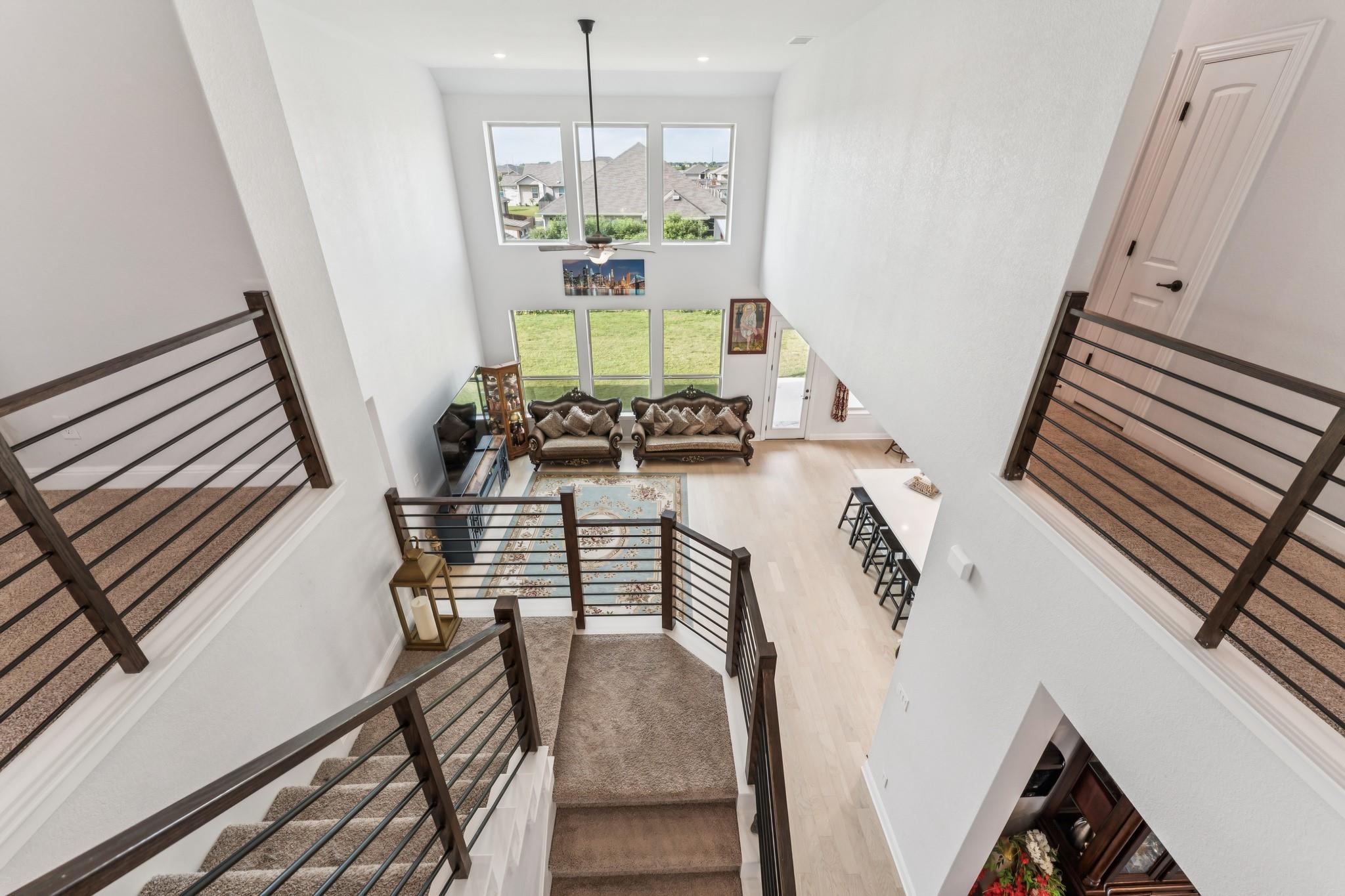 606 Giorgio Moroder Dr, Hutto, TX 78634
