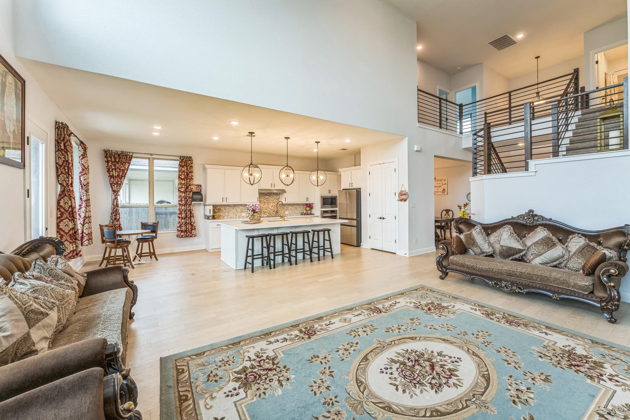 606 Giorgio Moroder Dr, Hutto, TX 78634
