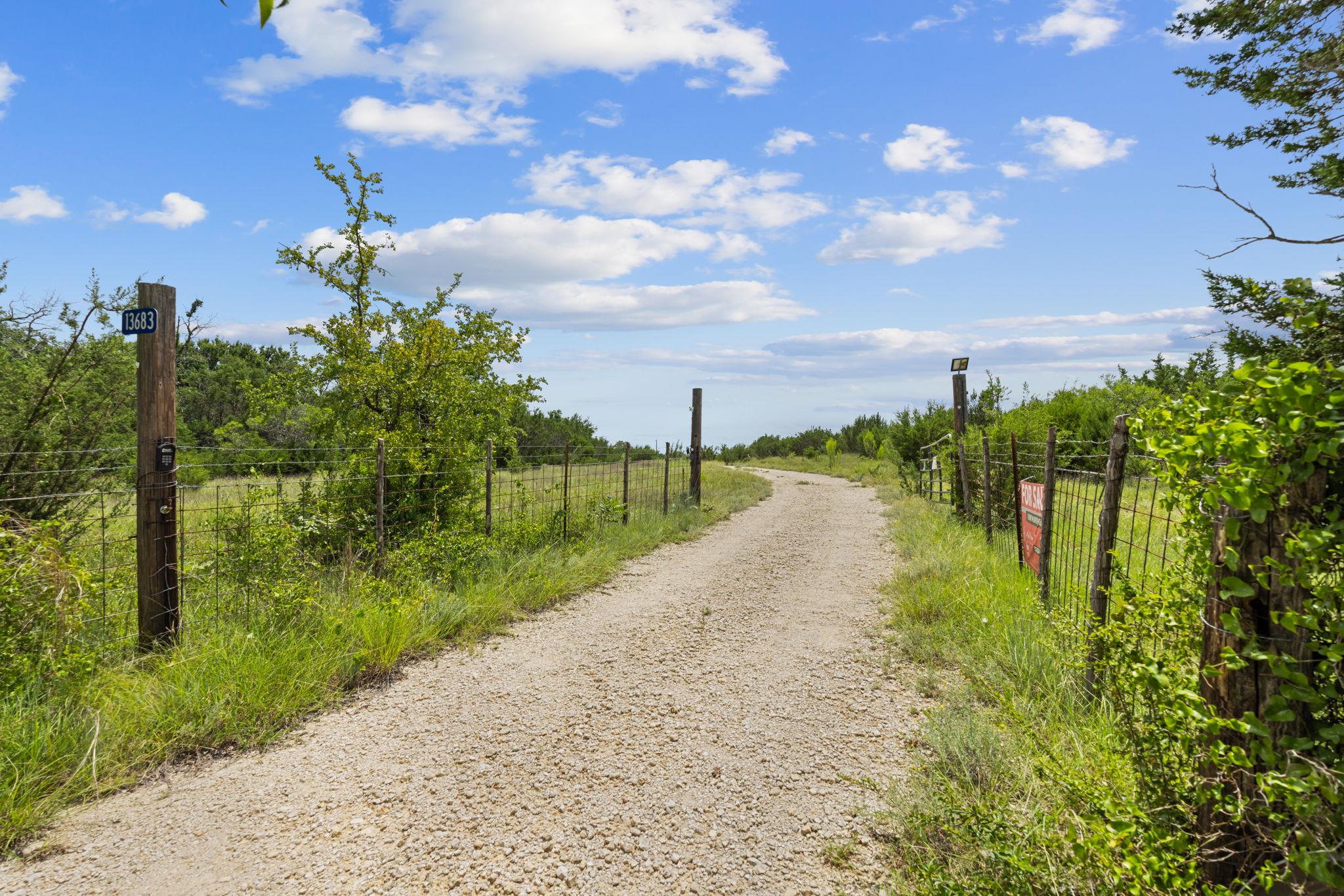 13683 County Road 2200 Rd, Lometa, TX 76853