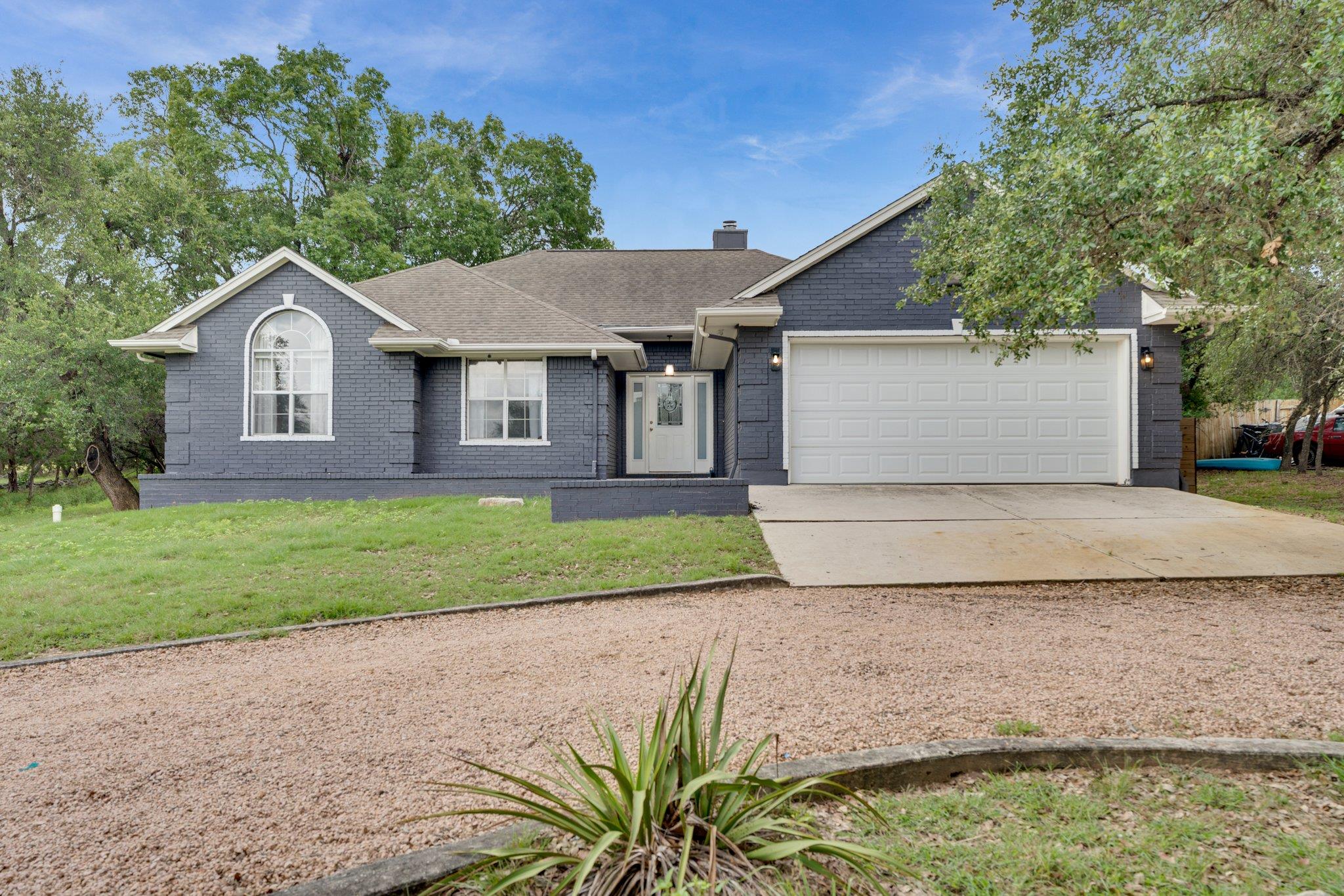 49 Deer Ridge Rd, Wimberley, TX 78676
