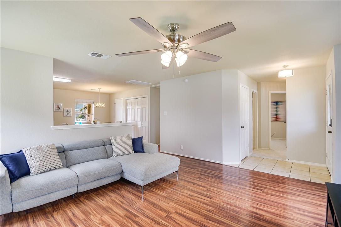 513 Freeland Path, Round Rock, TX 78664