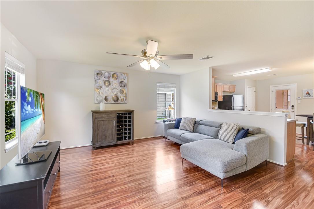 513 Freeland Path, Round Rock, TX 78664