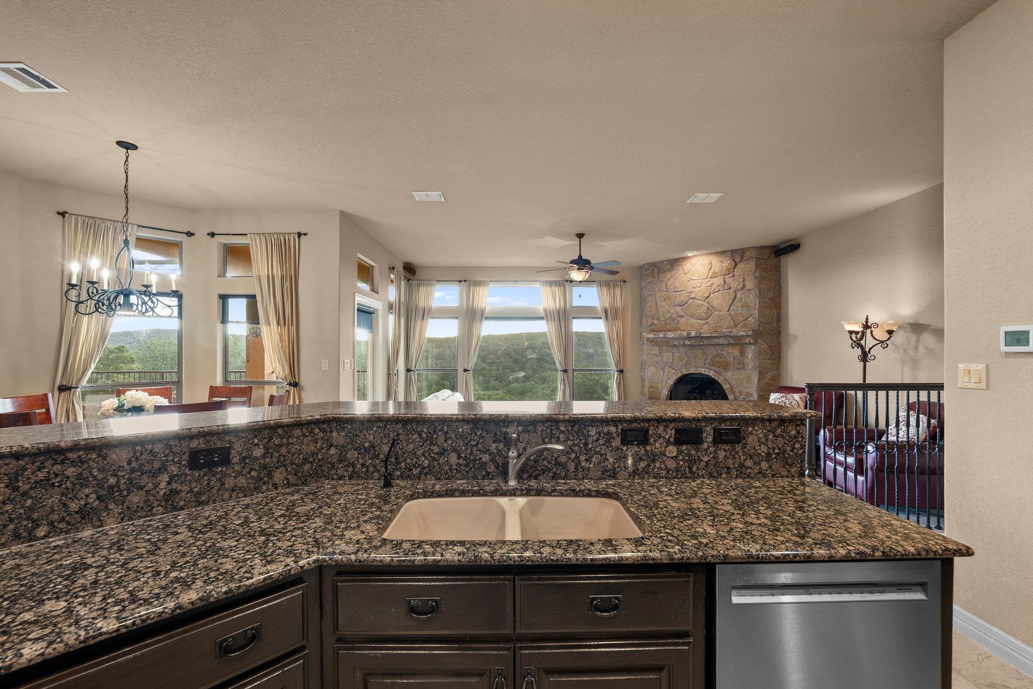 5310 River Oaks Dr, New Braunfels, TX 78132