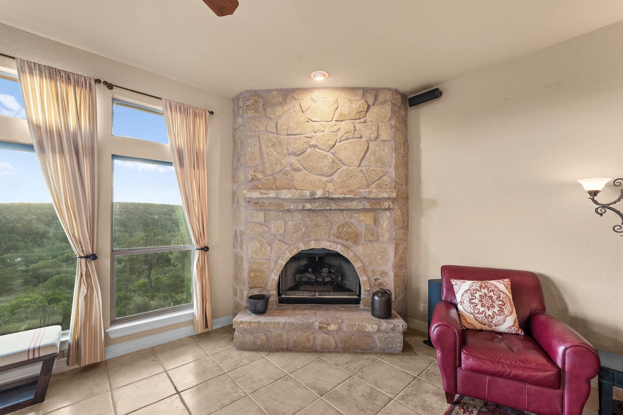 5310 River Oaks Dr, New Braunfels, TX 78132