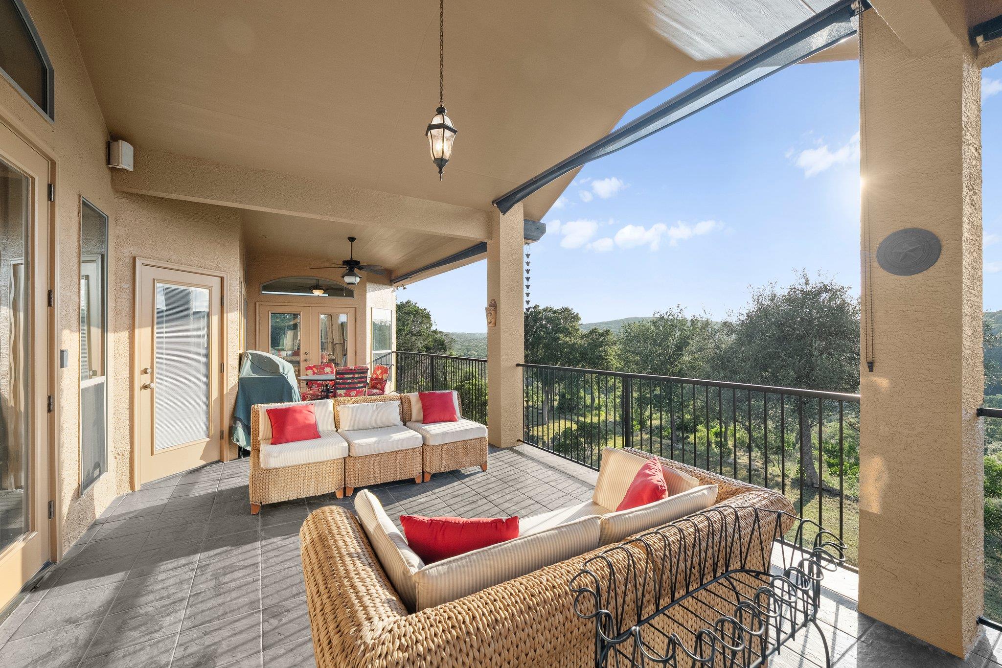 5310 River Oaks Dr, New Braunfels, TX 78132