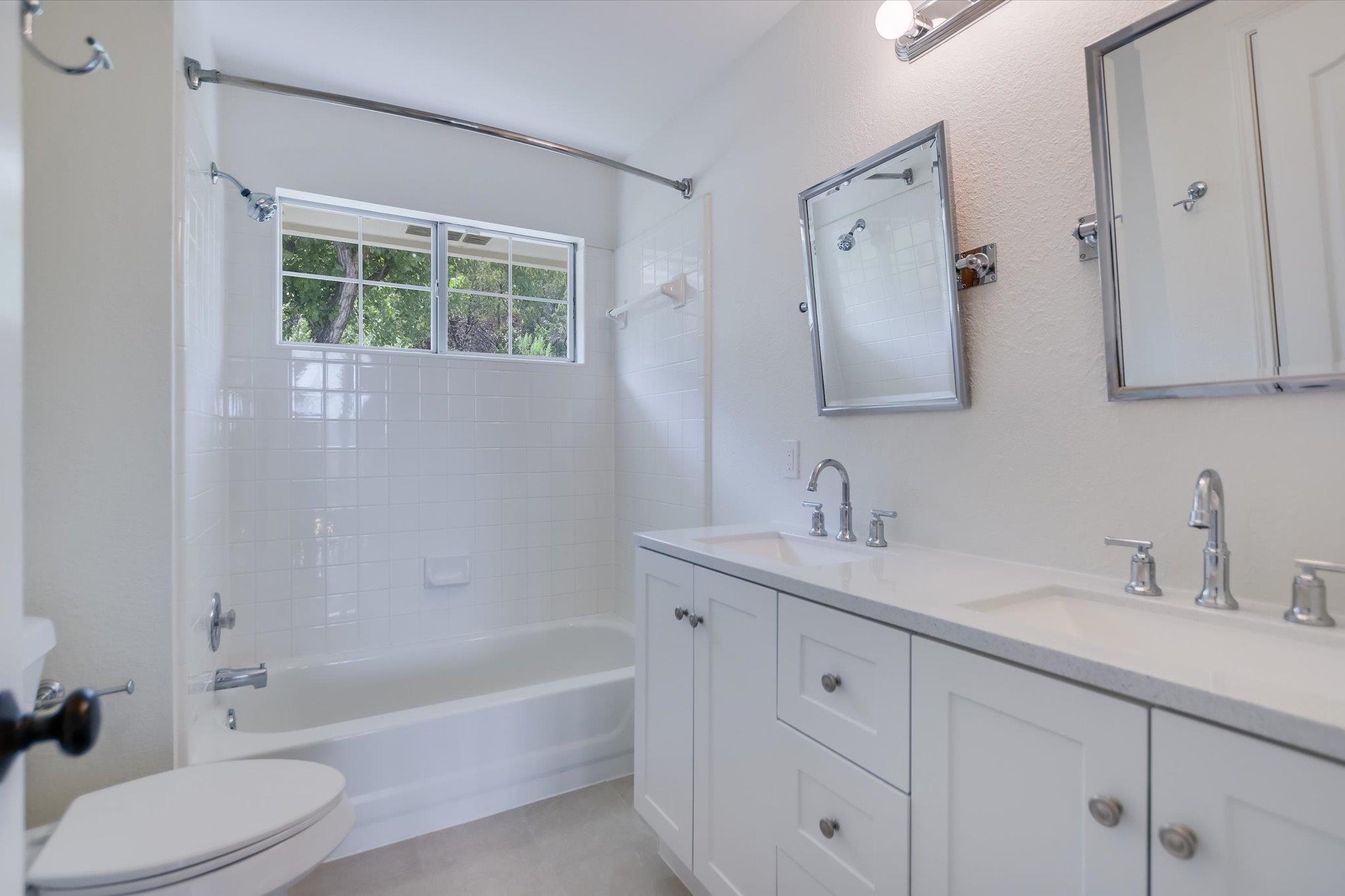 7716 Lakewood Dr, Austin, TX 78750