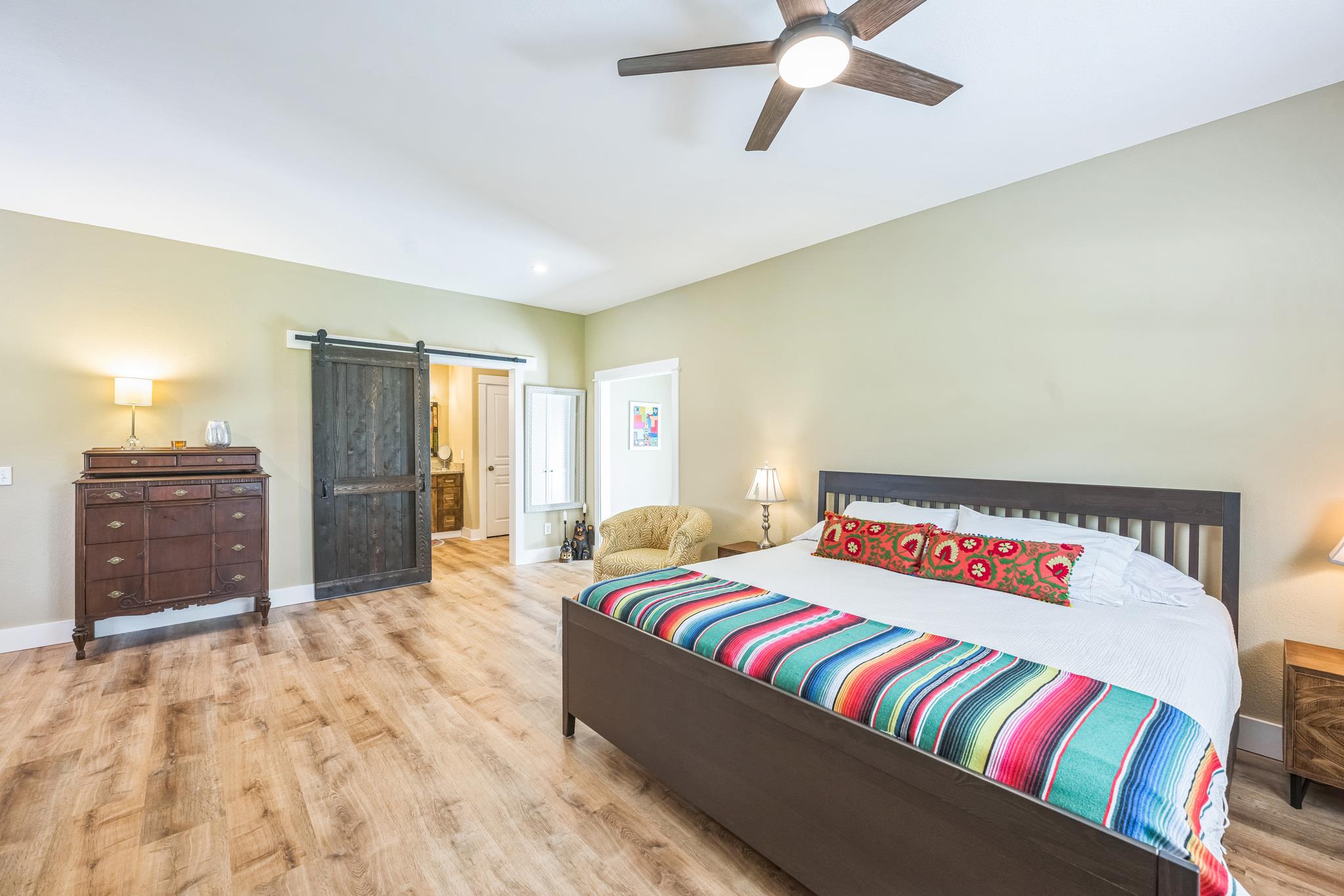 201 W View Dr, Wimberley, TX 78676