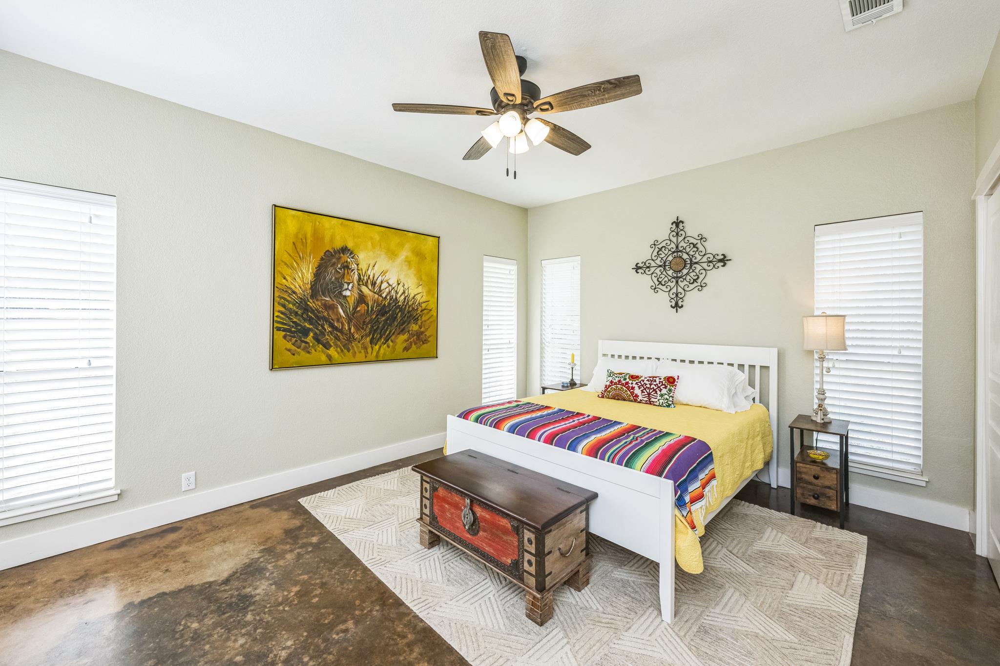 201 W View Dr, Wimberley, TX 78676