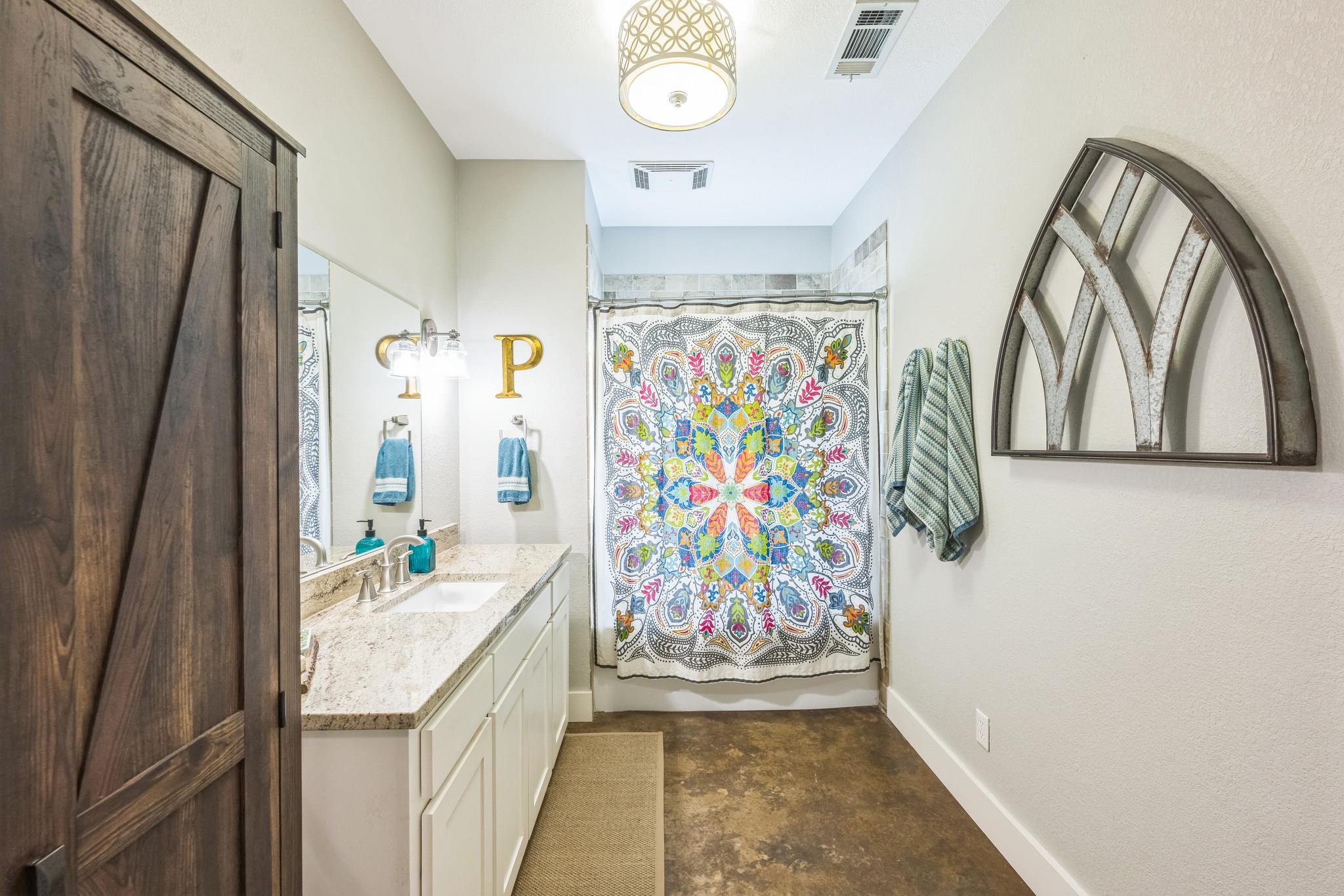 201 W View Dr, Wimberley, TX 78676