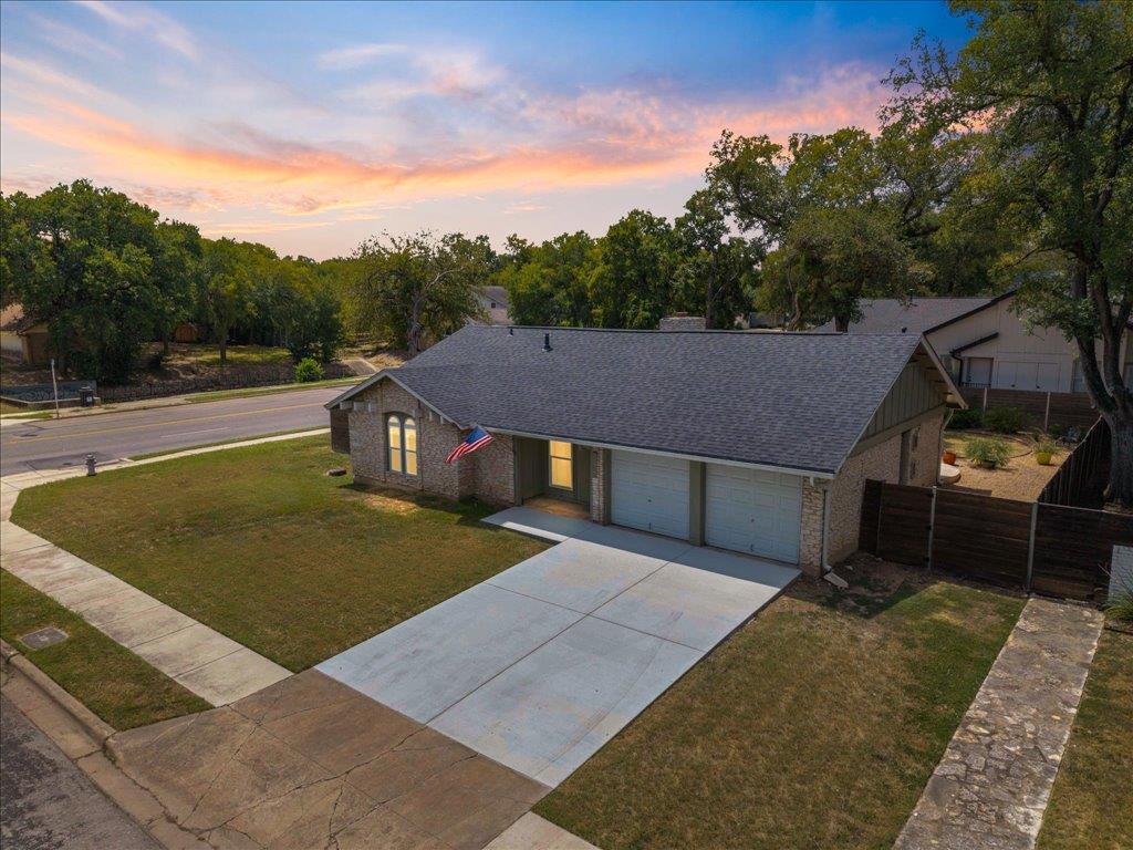 2701 Coatbridge Dr, Austin, TX 78745
