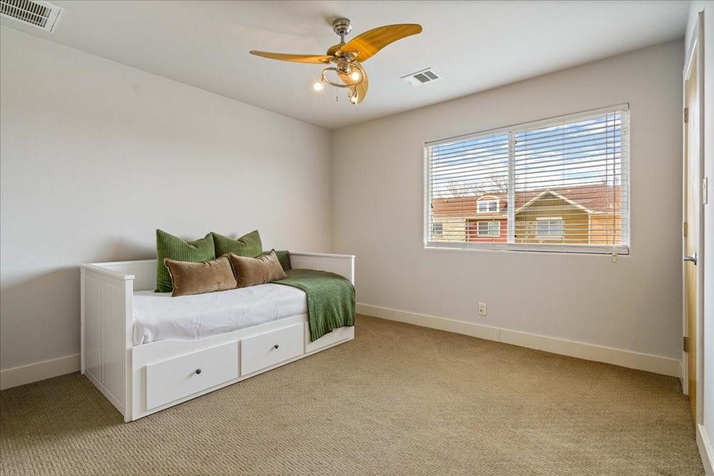 1101 Grove Blvd # 203, Austin, TX 78741