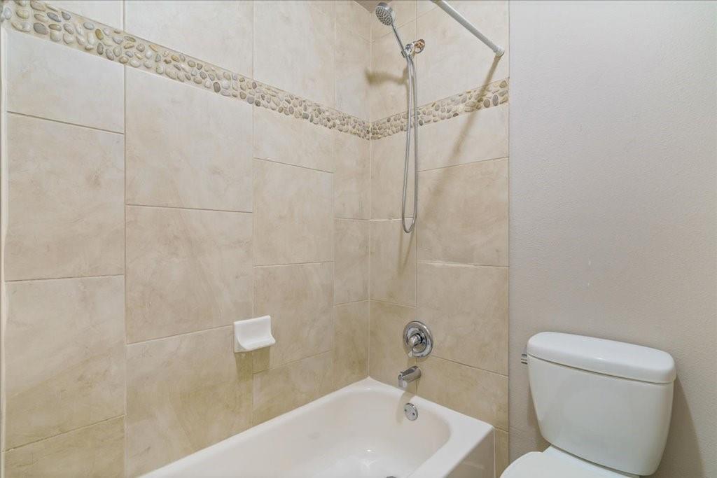 1101 Grove Blvd # 203, Austin, TX 78741