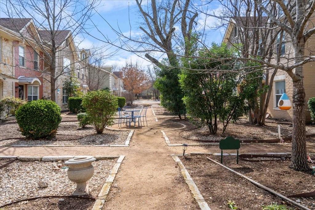 1101 Grove Blvd # 203, Austin, TX 78741