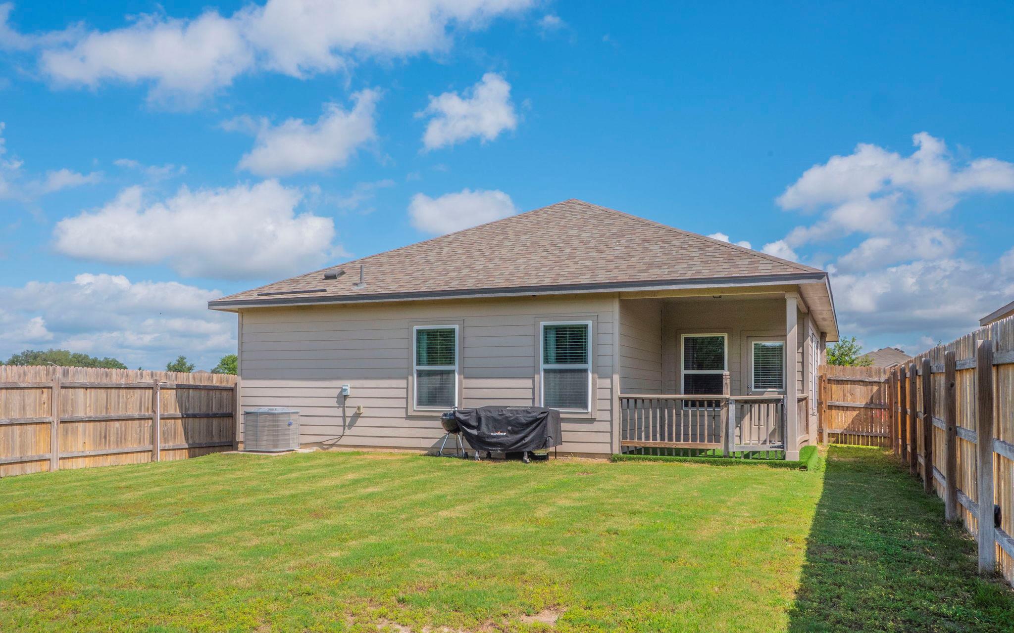 673 Independence Ave, Liberty Hill, TX 78642