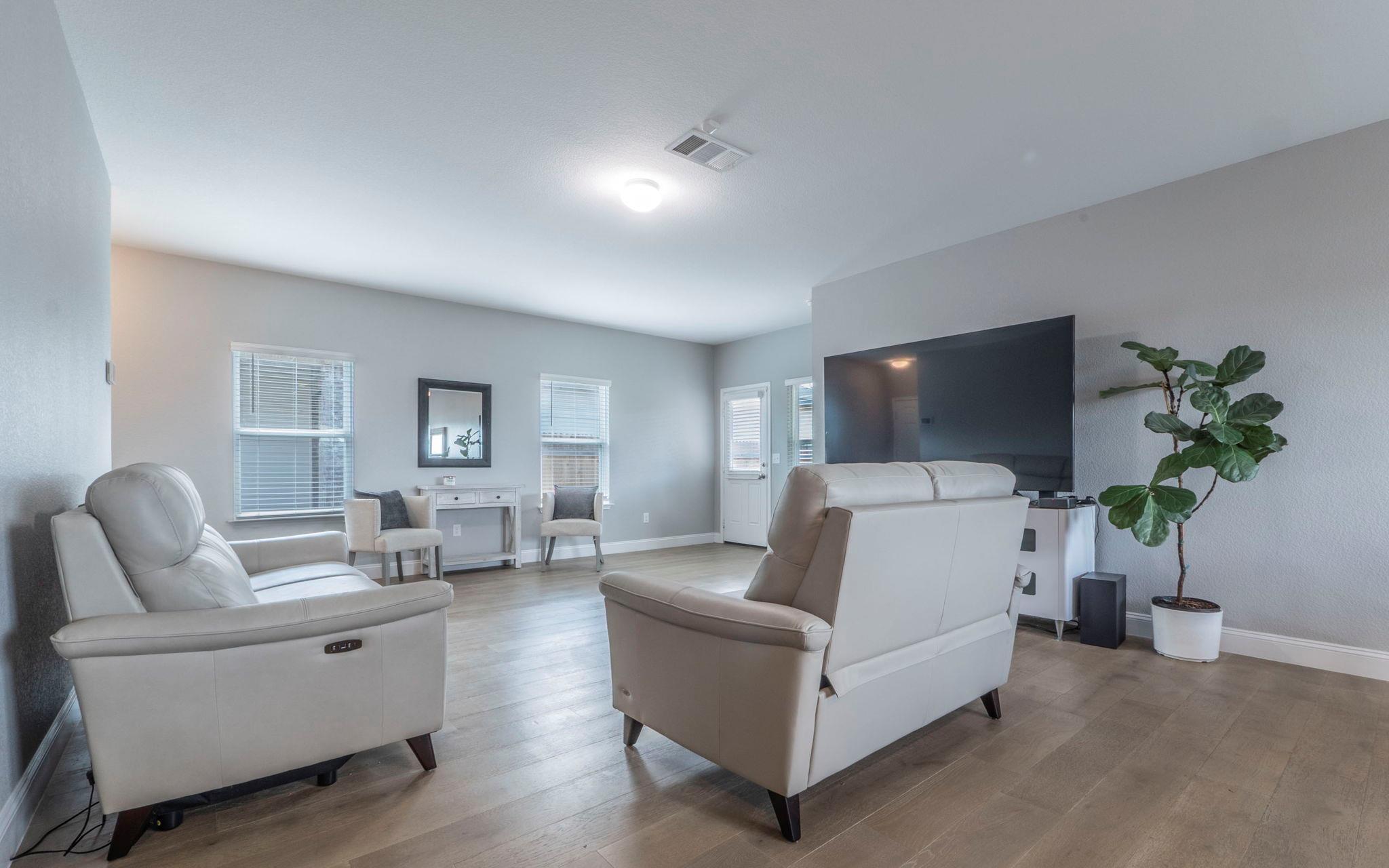 673 Independence Ave, Liberty Hill, TX 78642