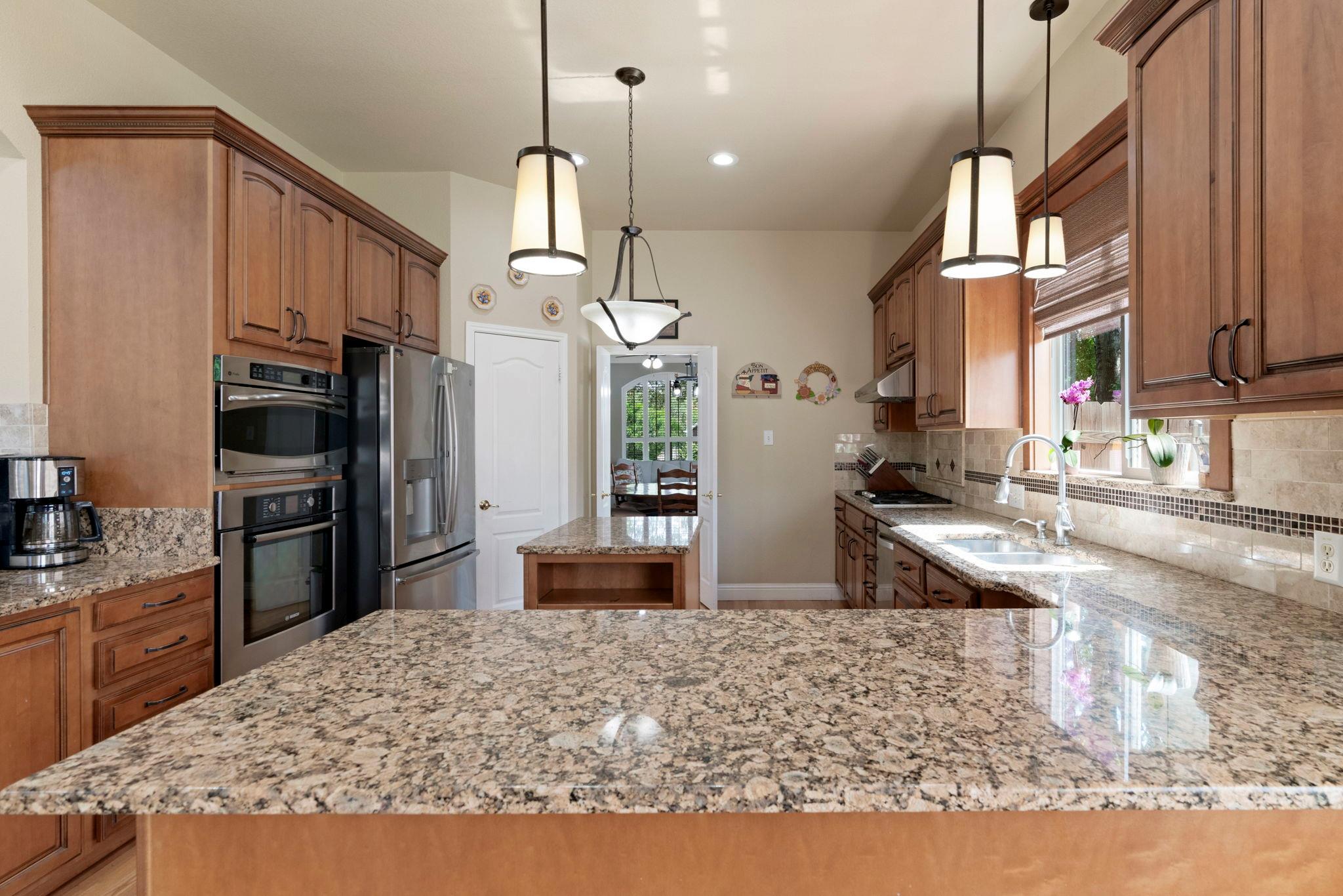 4511 Slickrock Cv, Austin, TX 78747