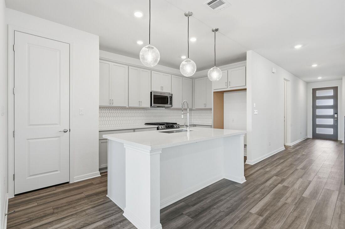 324 Horsemint Ln, Georgetown, TX 78633