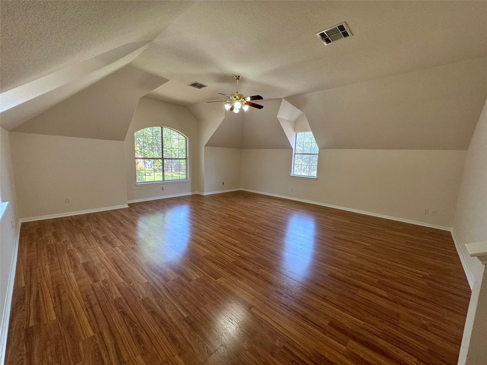 6319 Zadock Woods Dr, Austin, TX 78749