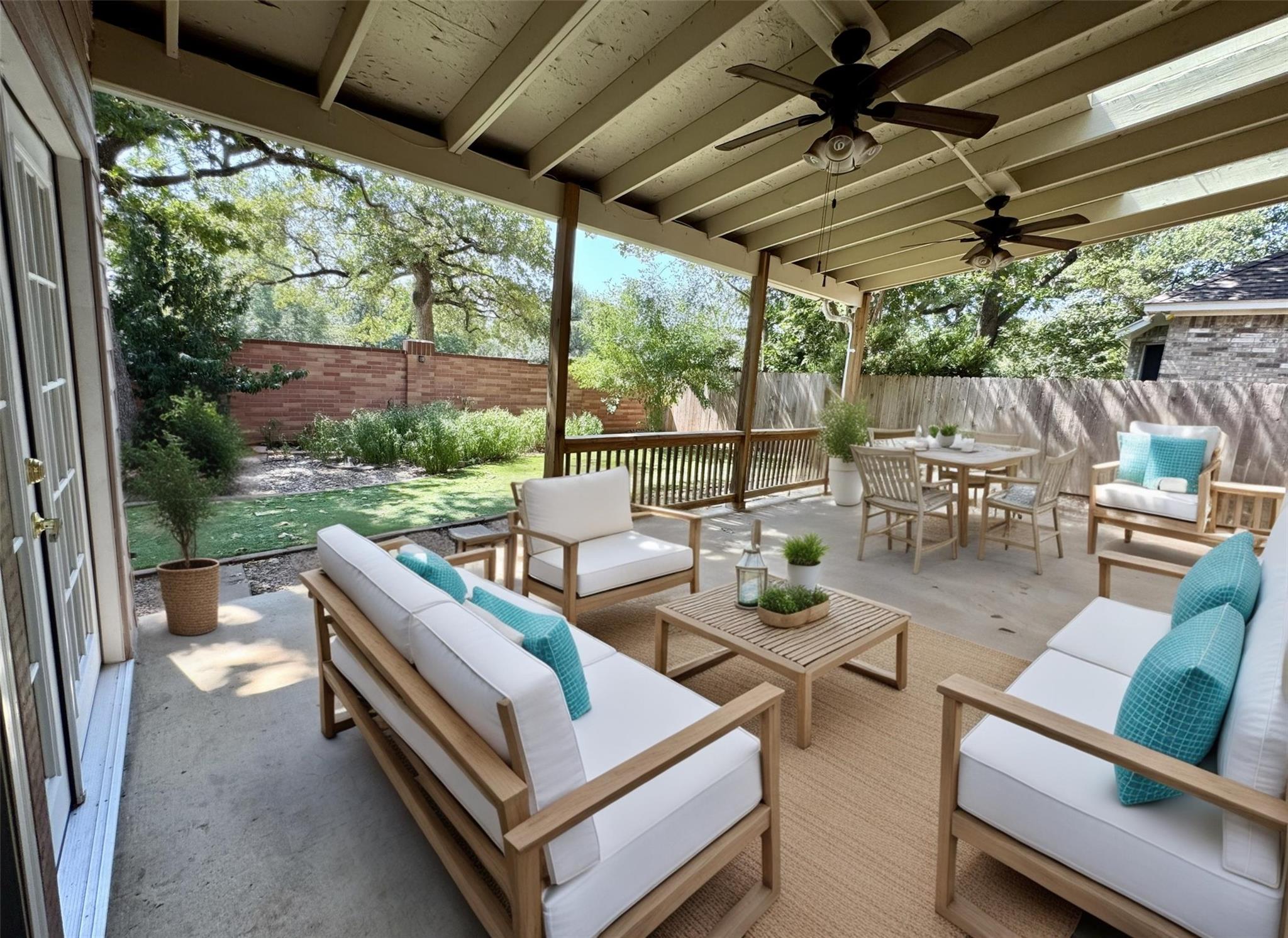 6319 Zadock Woods Dr, Austin, TX 78749