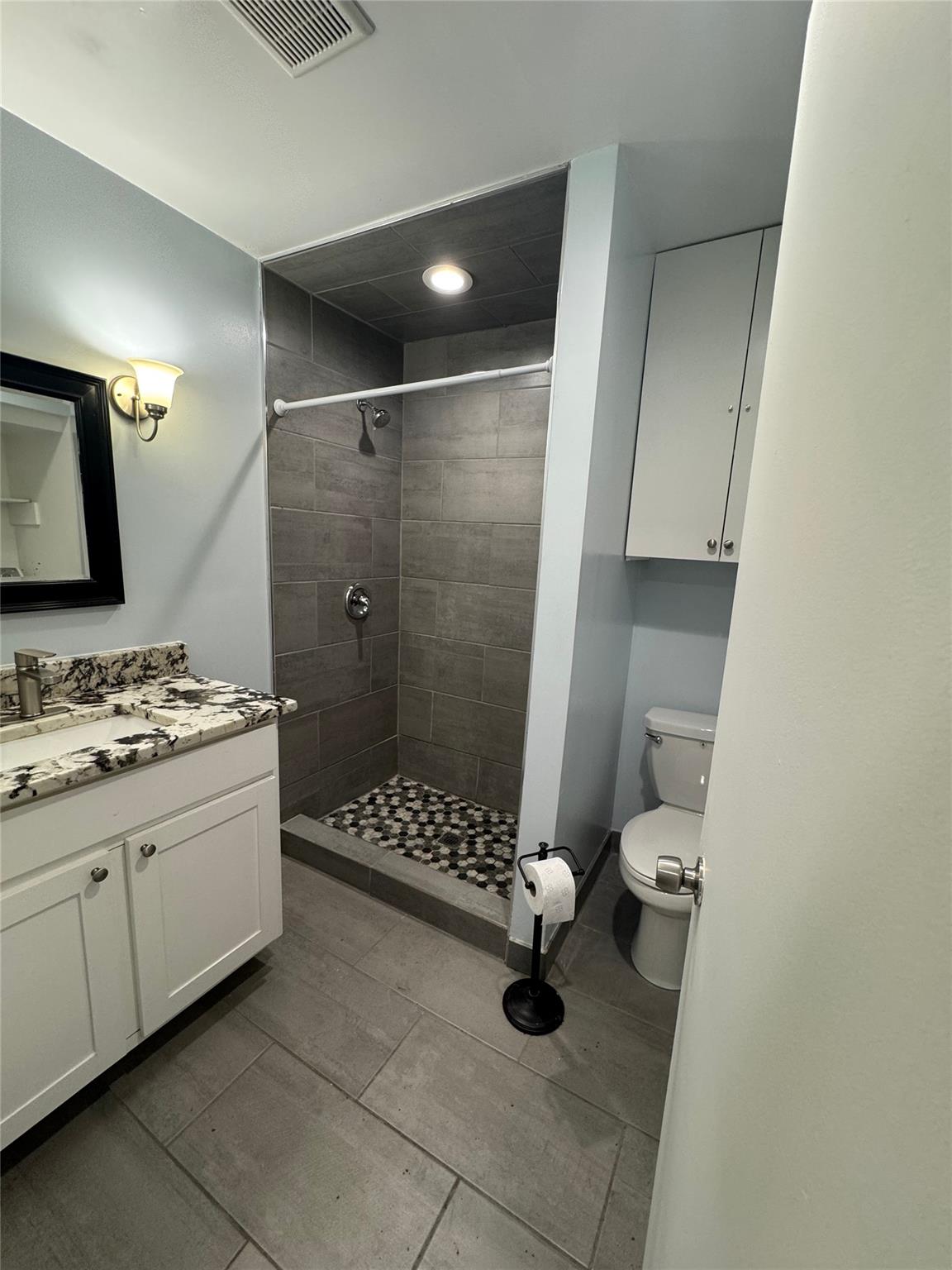 1705 Holly St, Austin, TX 78702