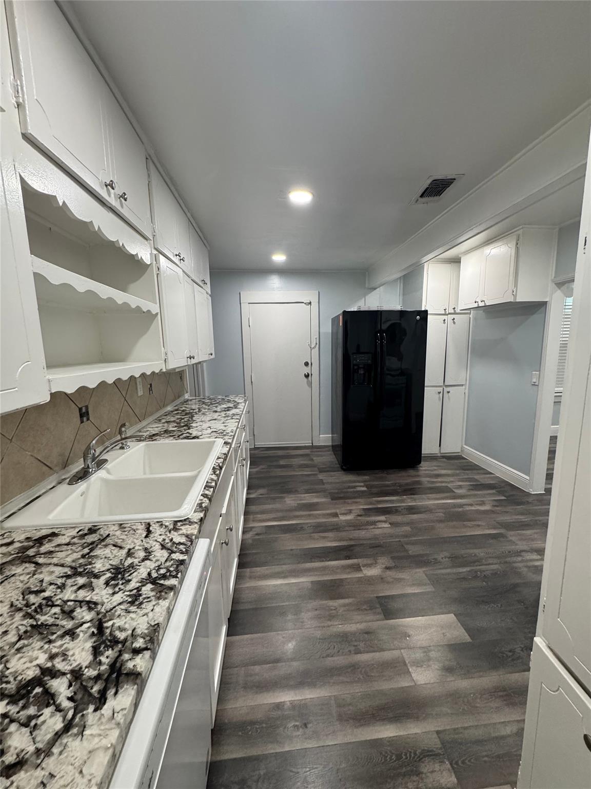 1705 Holly St, Austin, TX 78702