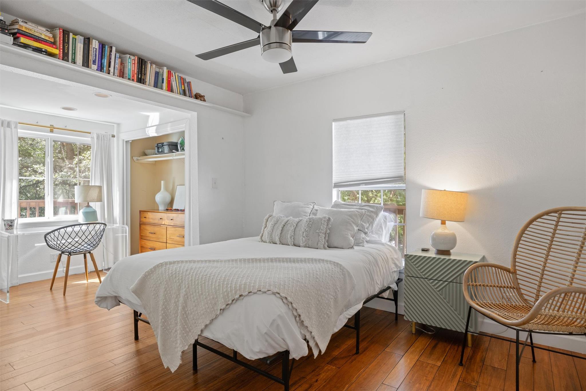 1167 Ridgeway Dr, Austin, TX 78702