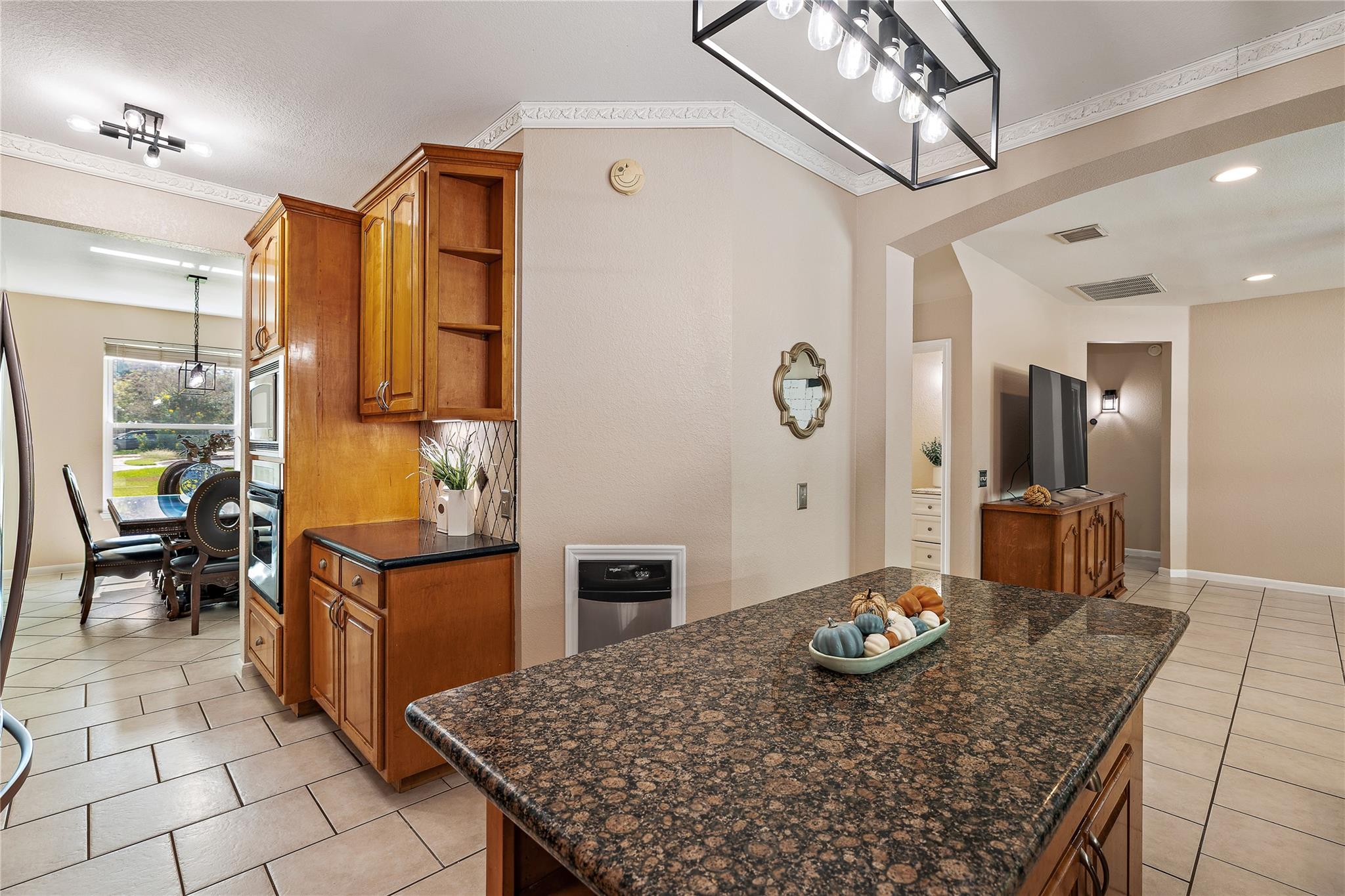 7002 Rambollet Ter, Round Rock, TX 78681