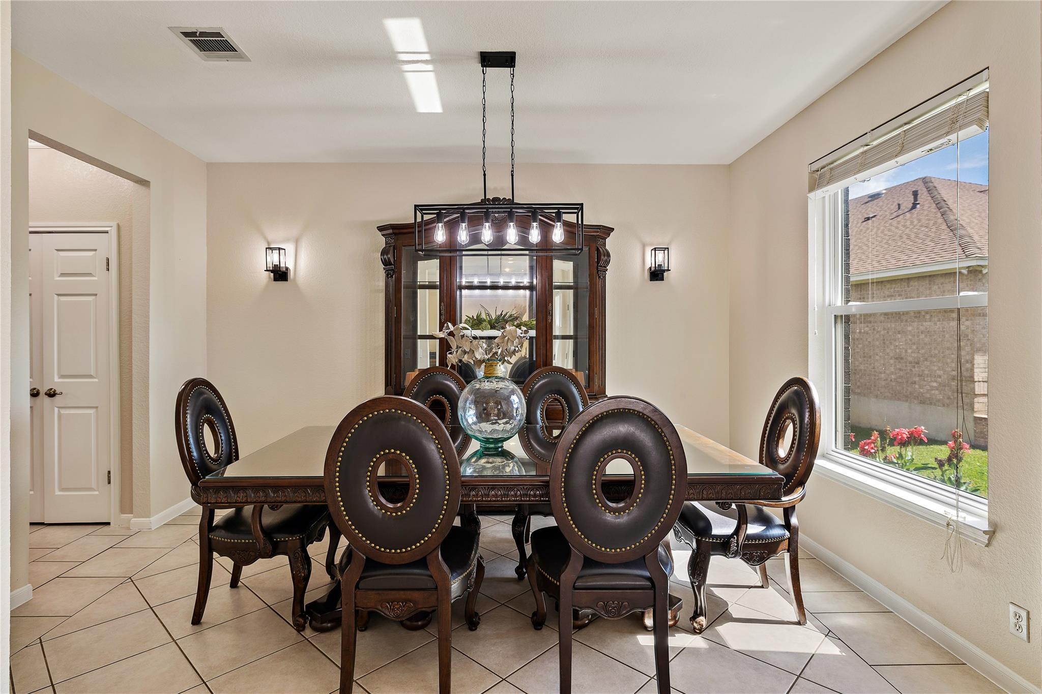 7002 Rambollet Ter, Round Rock, TX 78681