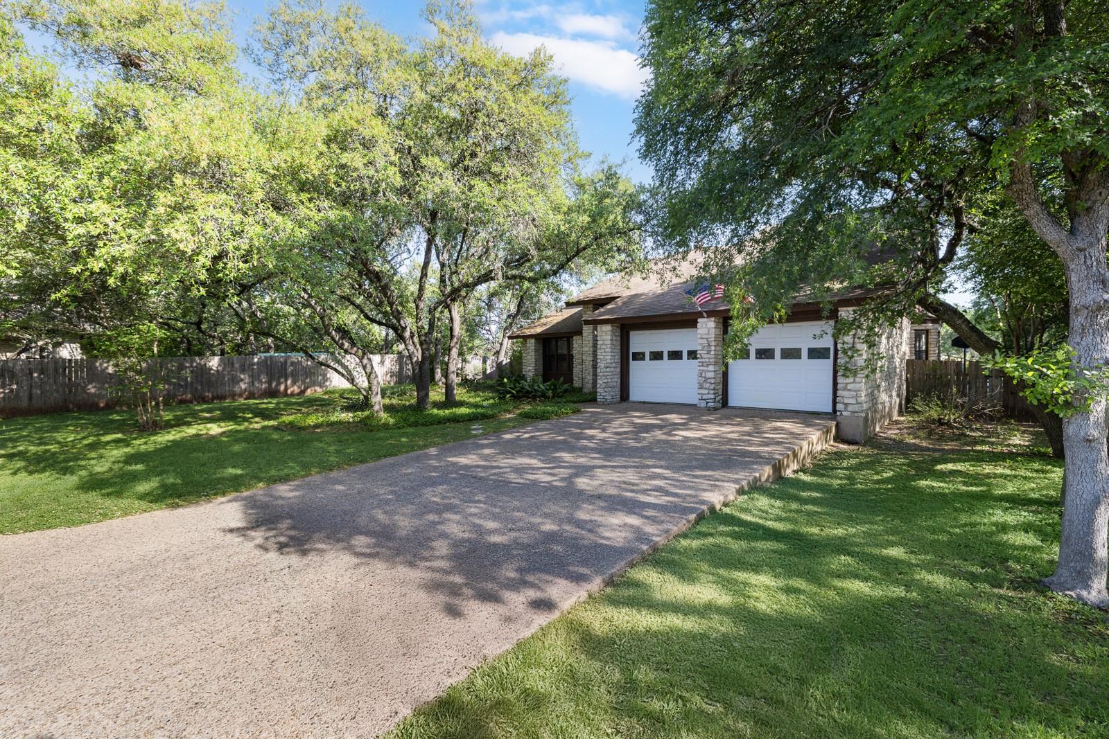 2 Chris Cv, Austin, TX 78746
