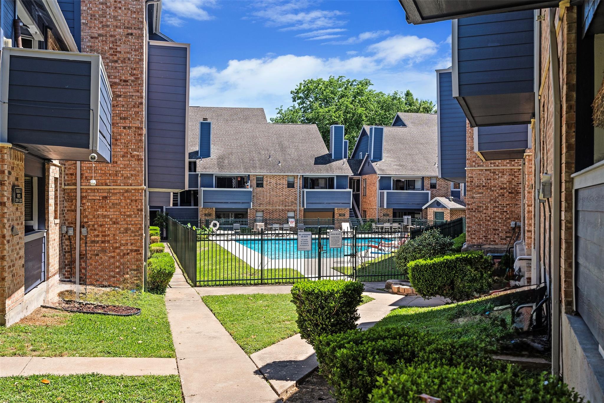 2500 Burleson Rd # 401, Austin, TX 78741