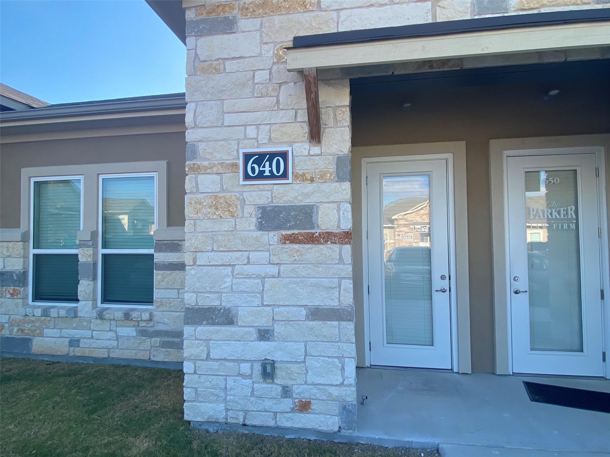 1000 Gattis School Rd # 640, Round Rock, TX 78664