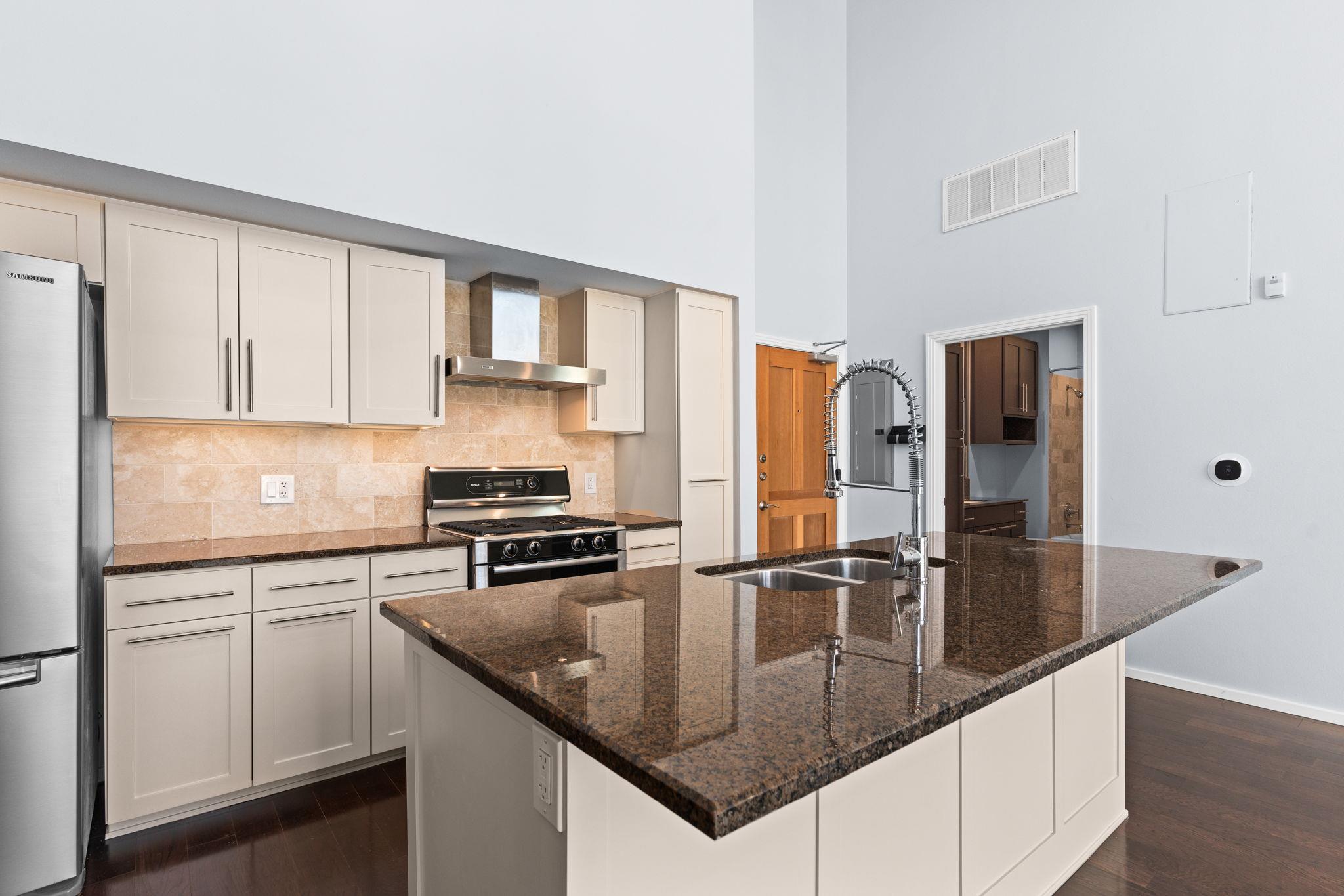1600 Barton Springs Rd Rd # 4602, Austin, TX 78704