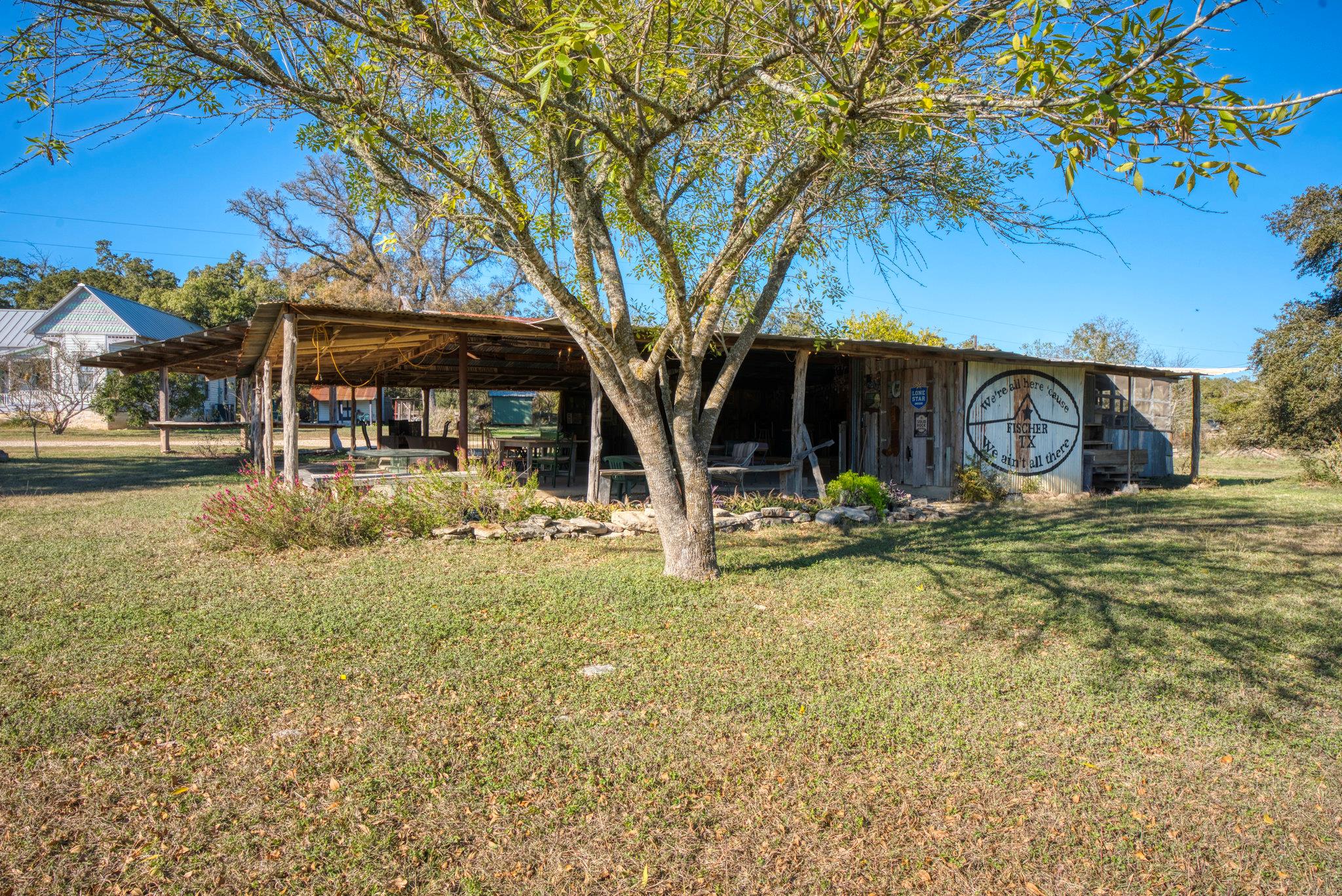 115 Fischer Store Rds, Fischer, TX 78623