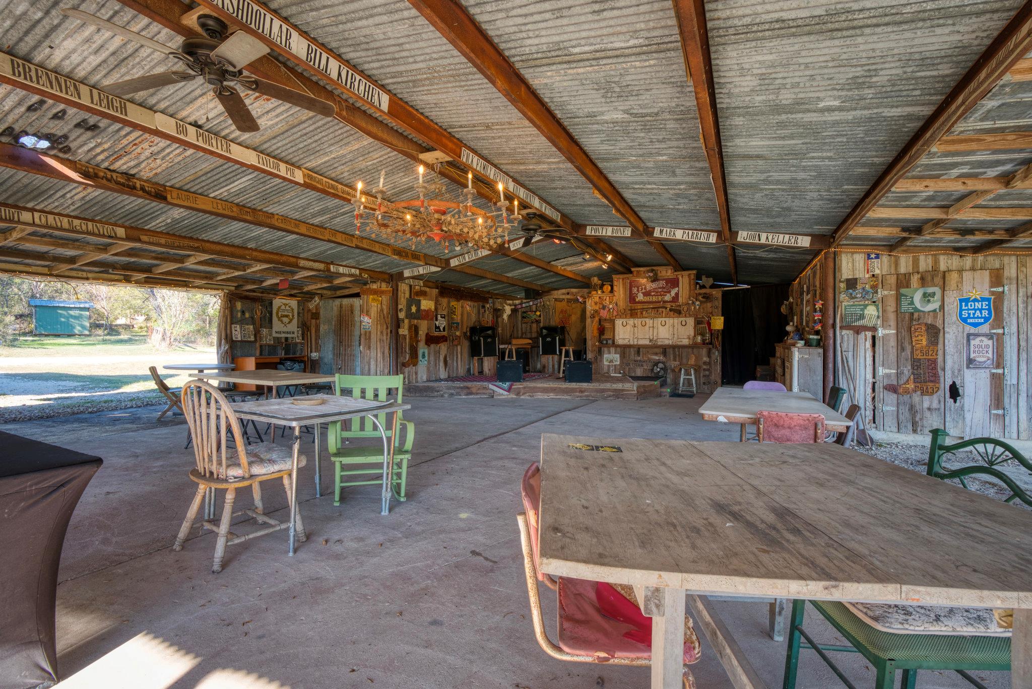 115 Fischer Store Rds, Fischer, TX 78623