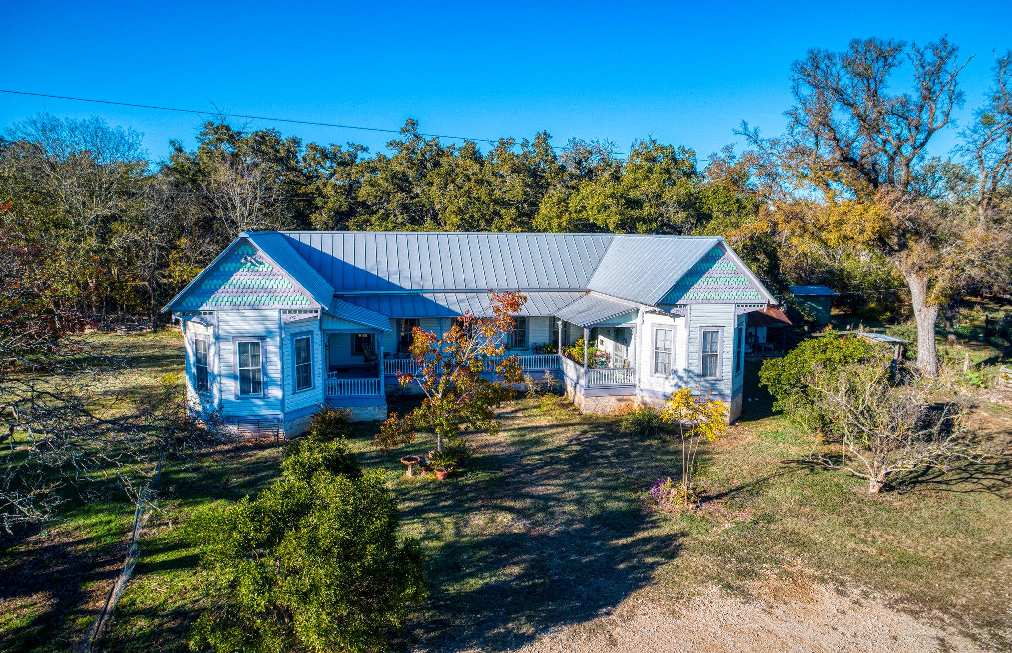115 Fischer Store Rds, Fischer, TX 78623