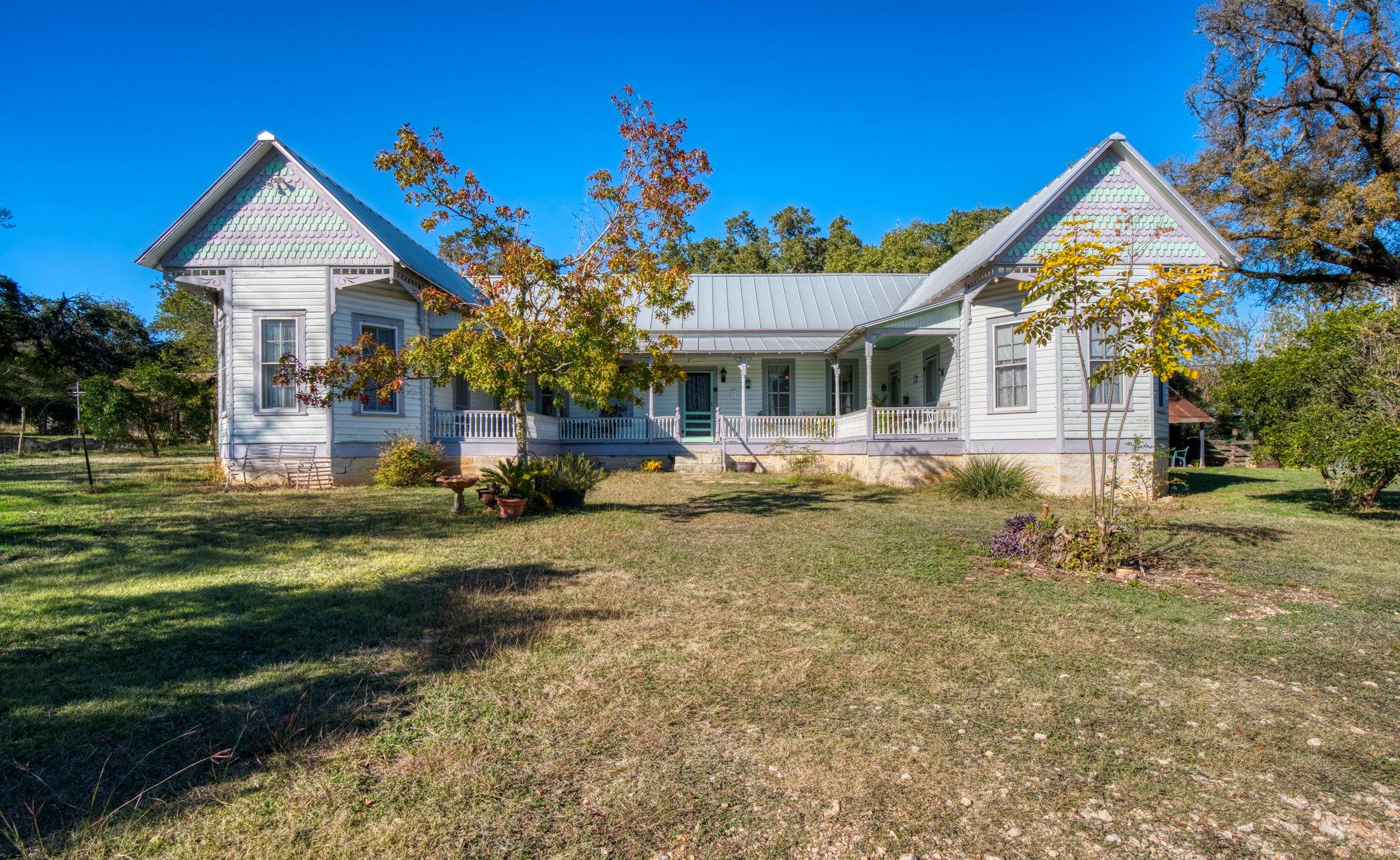 115 Fischer Store Rds, Fischer, TX 78623