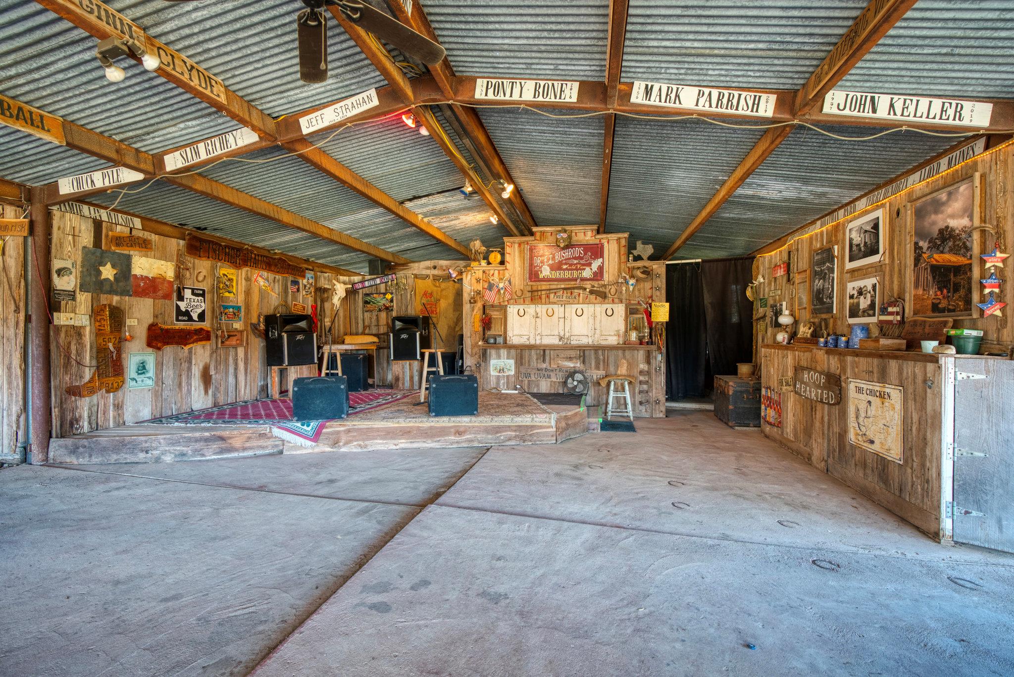 115 Fischer Store Rds, Fischer, TX 78623