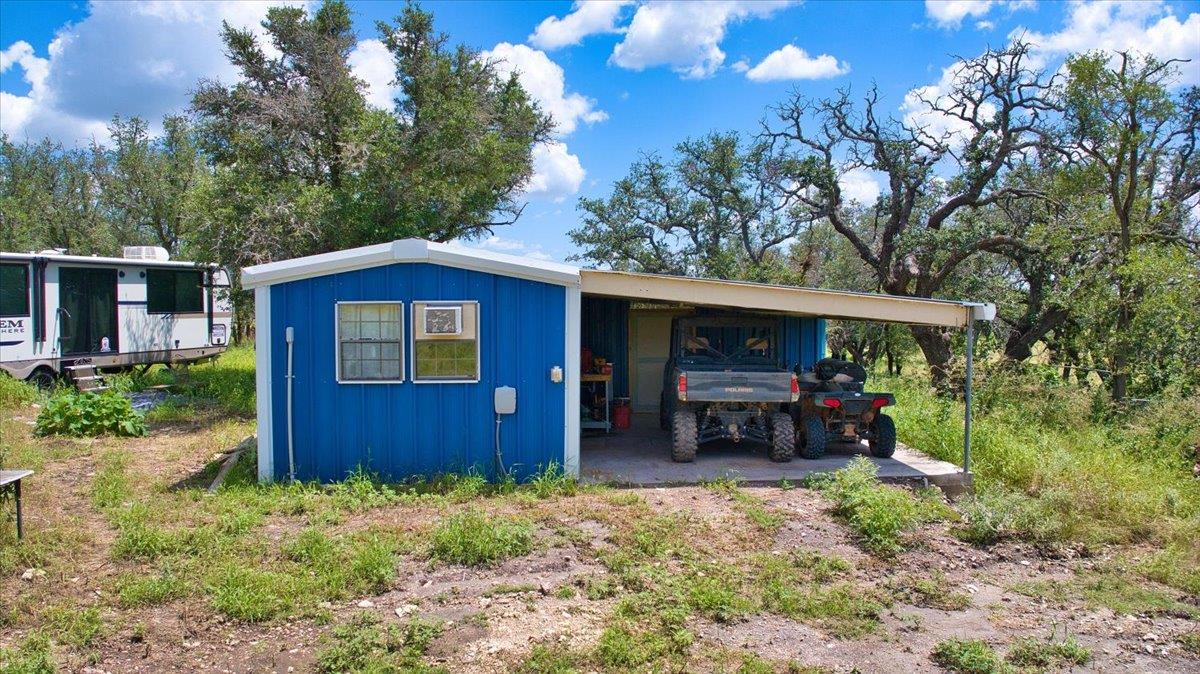 445 PR 587 Pr, Brady, TX 76825